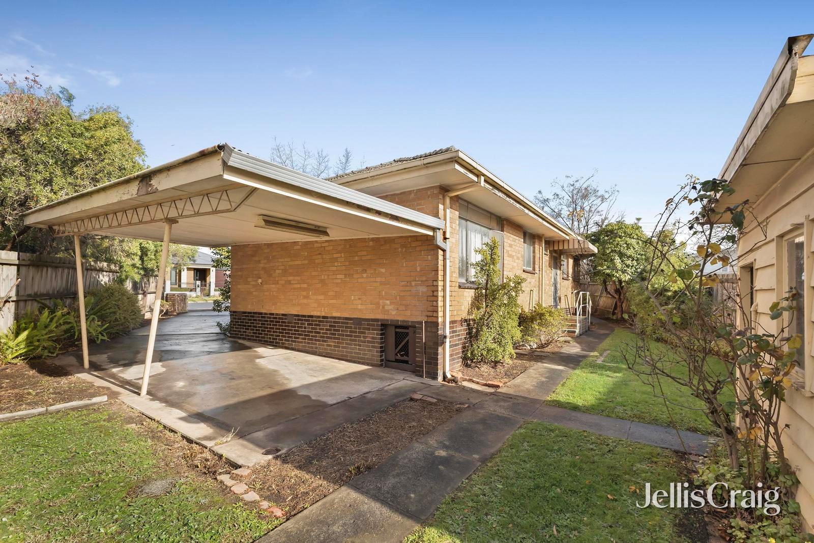 435 Springfield Road, Mitcham image 8