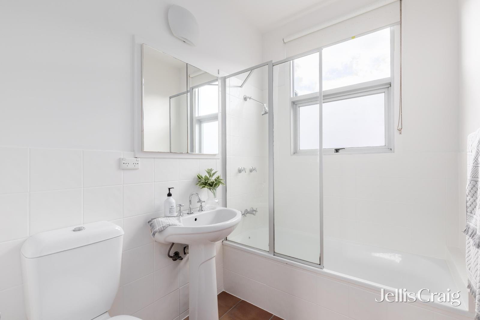 4/358 Mont Albert Road, Mont Albert image 7