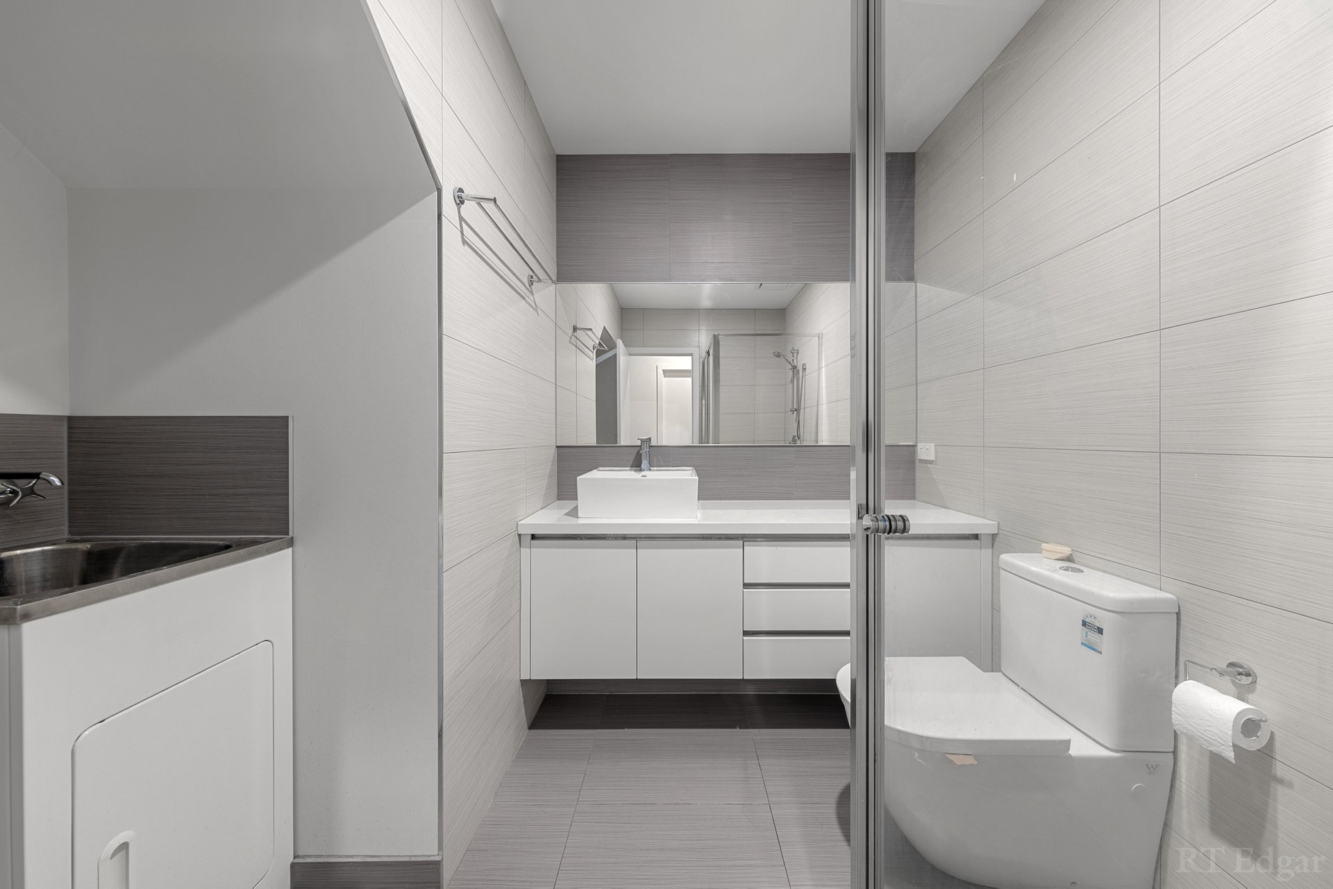 Property Gallery Thumbnail 6