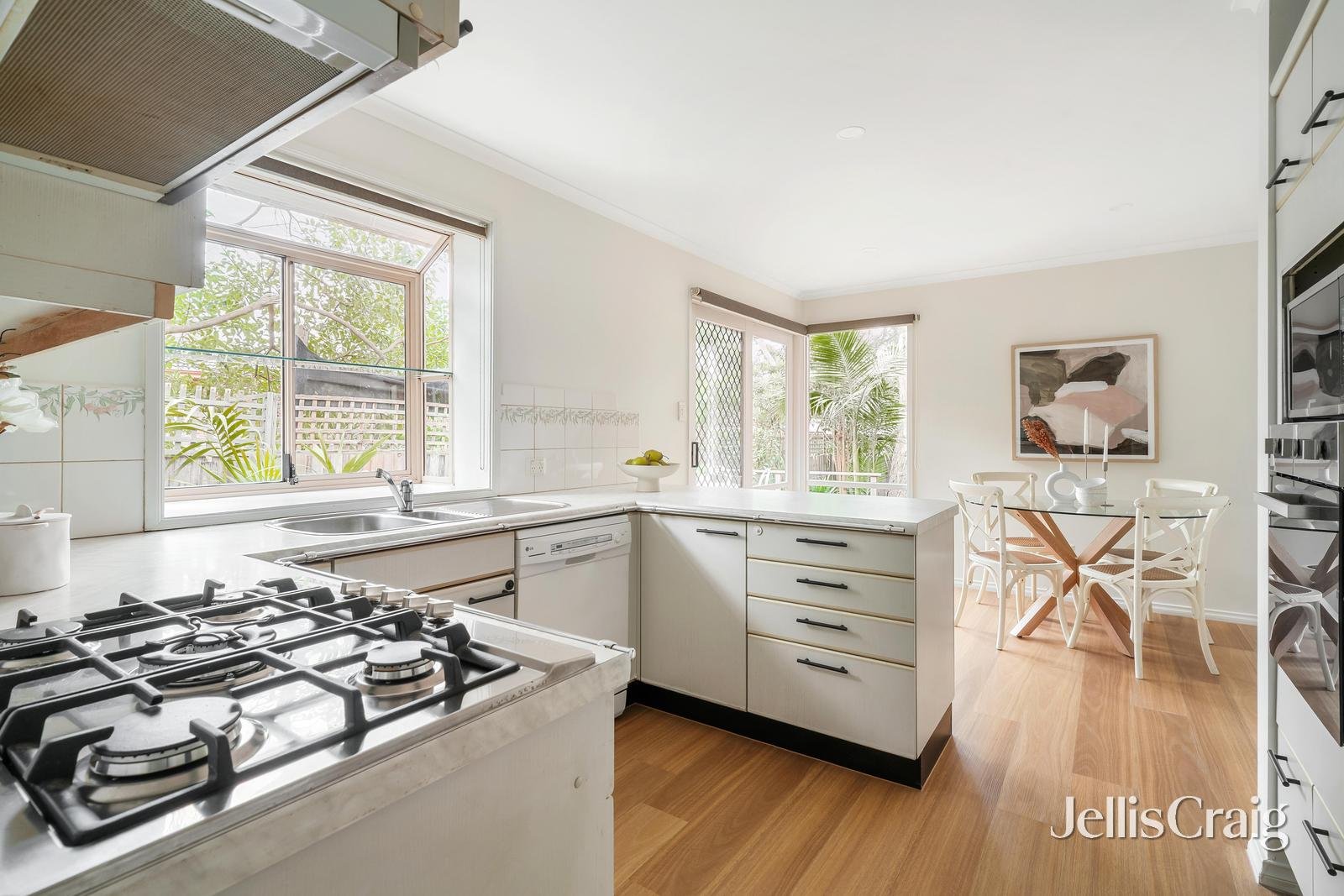 4/36 Station Road, Montmorency image 5