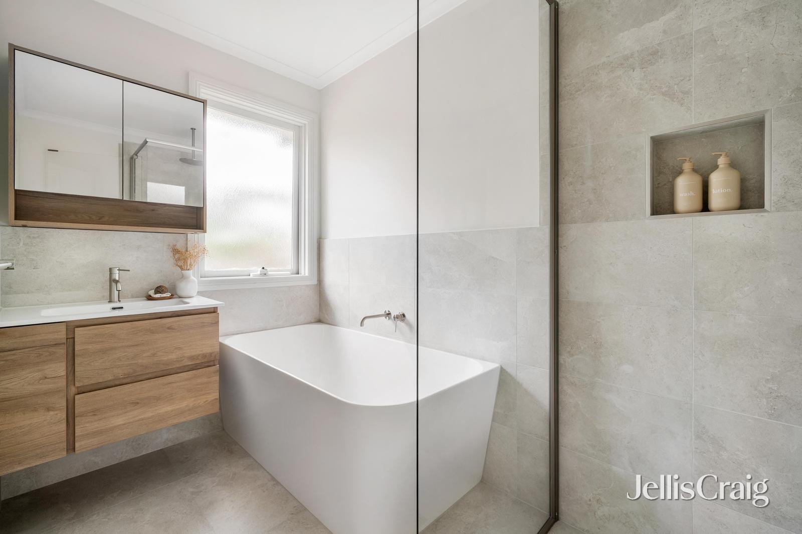 4/36 Station Road, Montmorency image 9