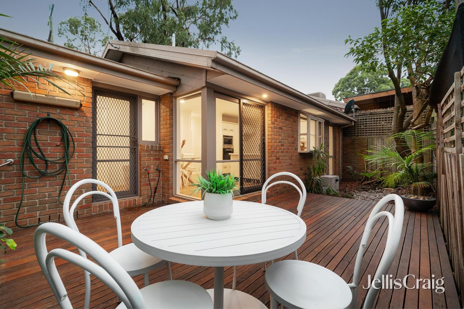 4/36 Station Road, Montmorency image 12