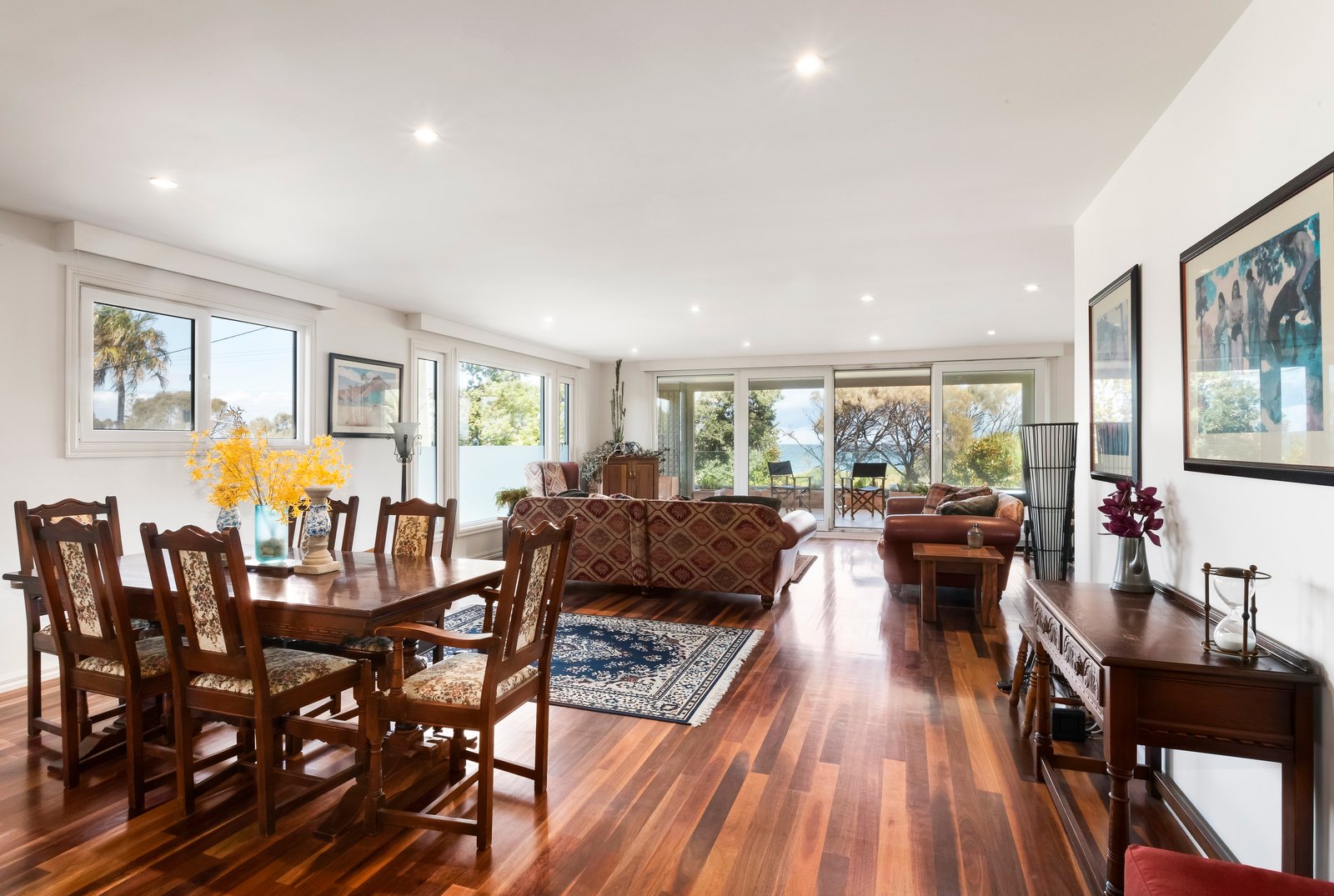 Property Gallery Thumbnail 3