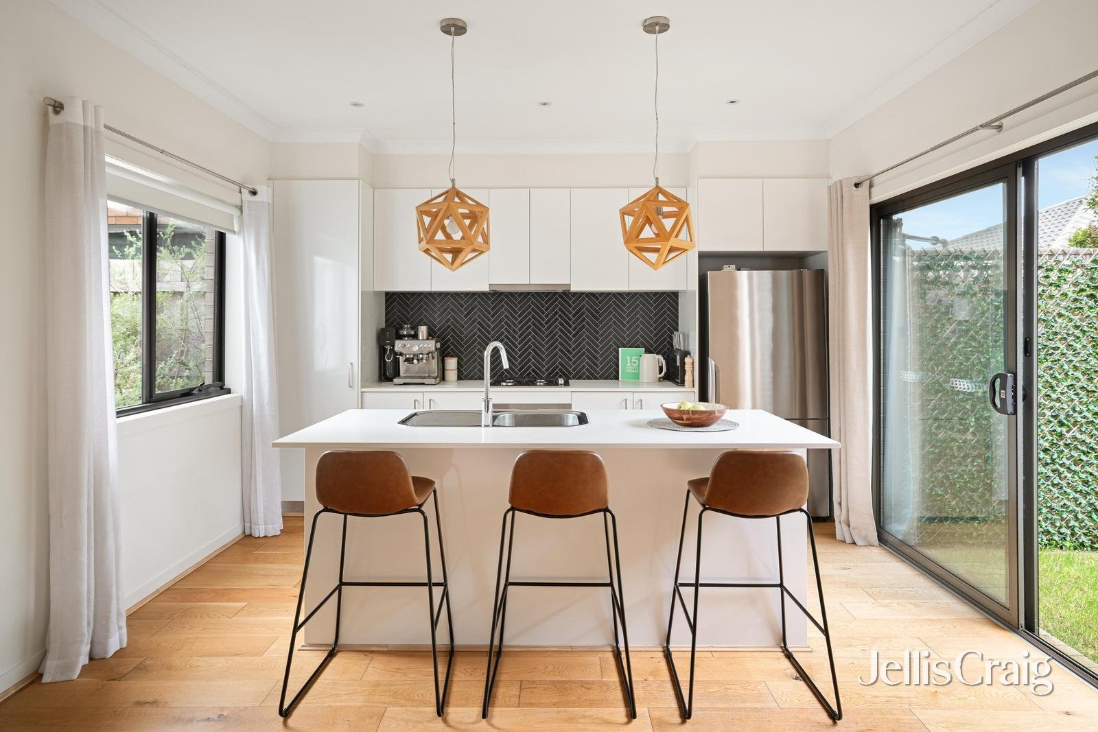 4/384 Nepean Highway, Parkdale image 2