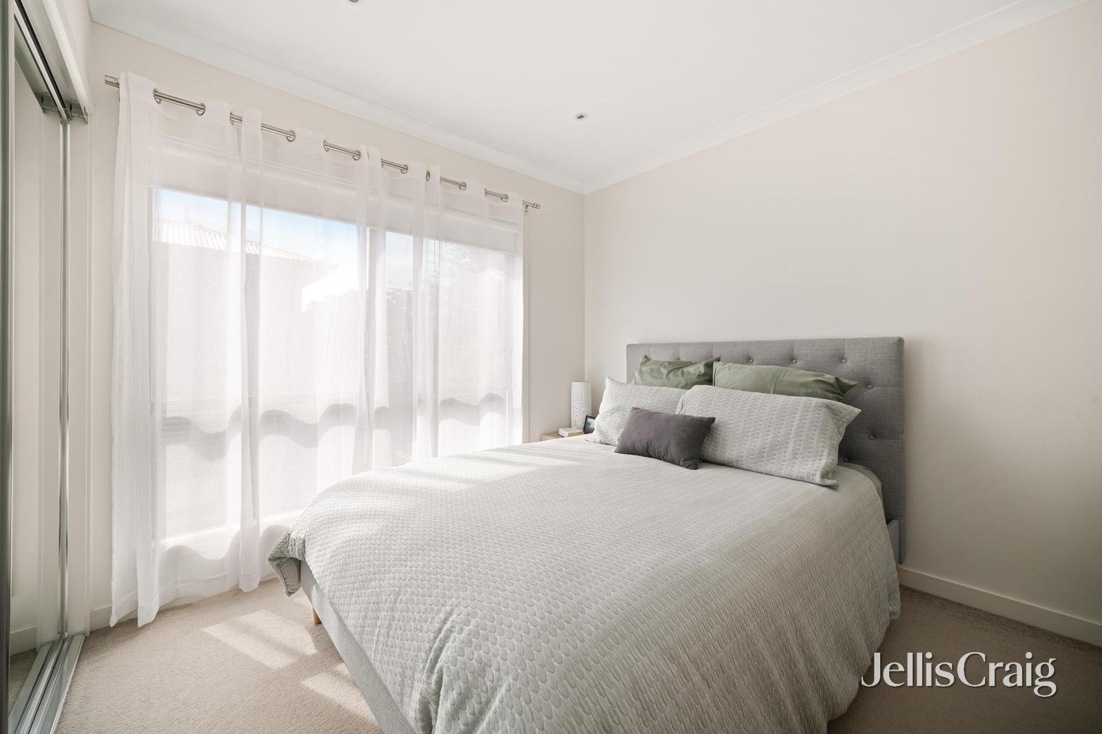 4/384 Nepean Highway, Parkdale image 8