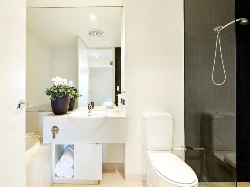 43/85 Rouse Street, Port Melbourne image 6