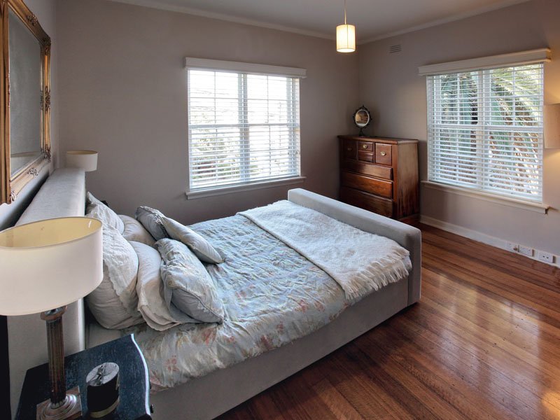 4/39 Eildon Road, St Kilda image 5