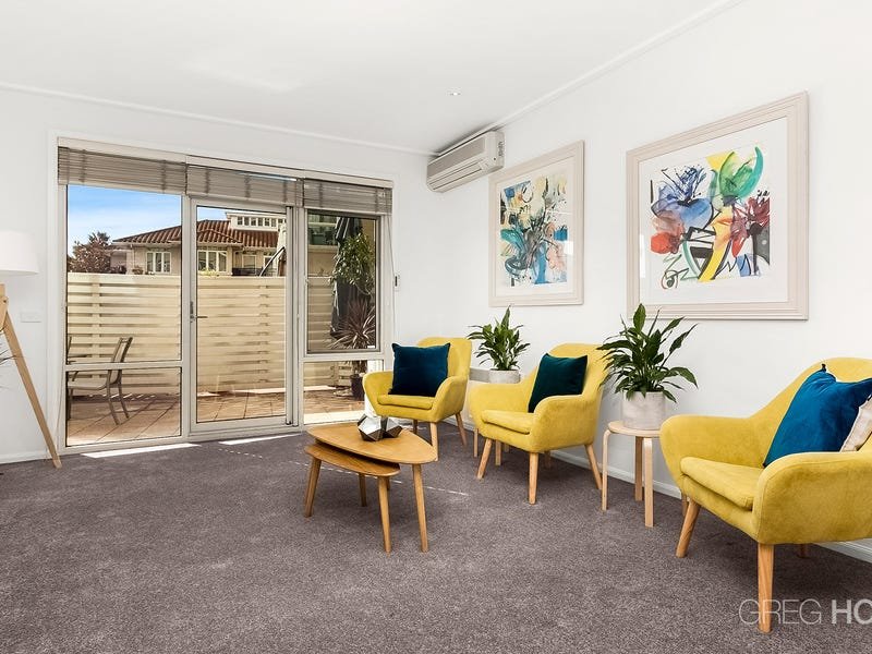 4/39 Esplanade East, Port Melbourne image 2