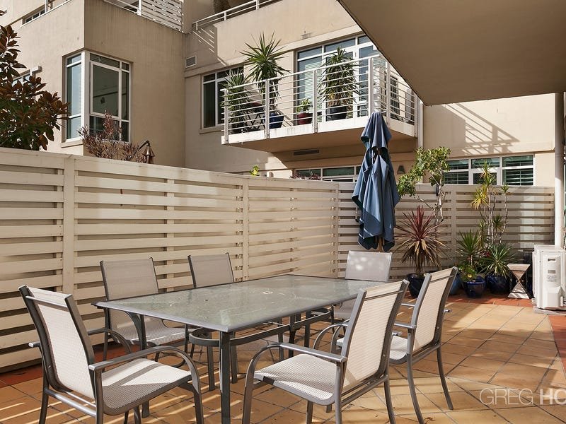 4/39 Esplanade East, Port Melbourne image 3