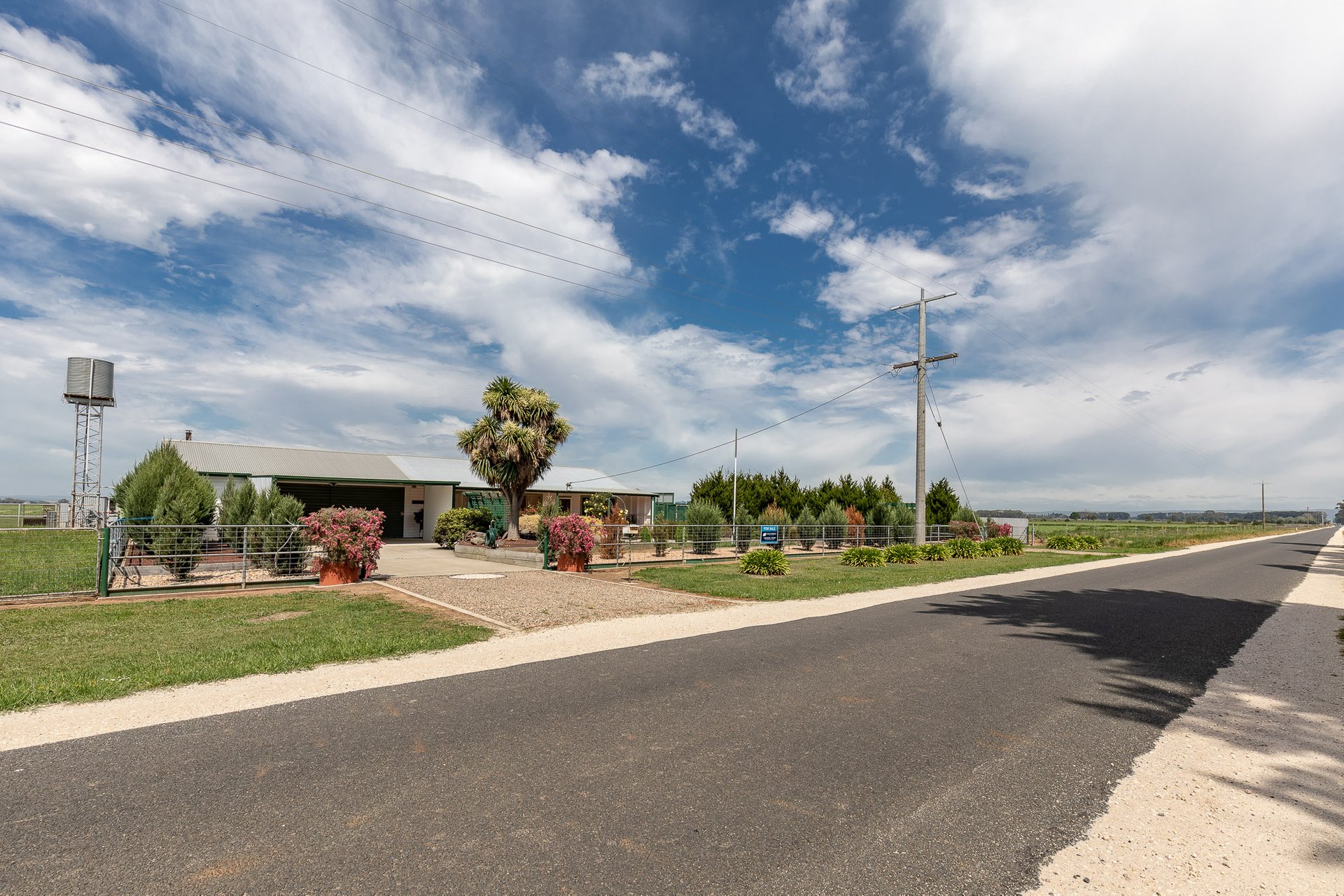 439 Grimmes Road Denison - Image 1