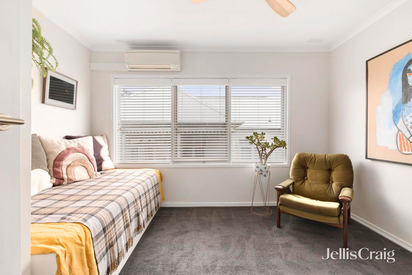 4/39 King Street, Essendon image 5