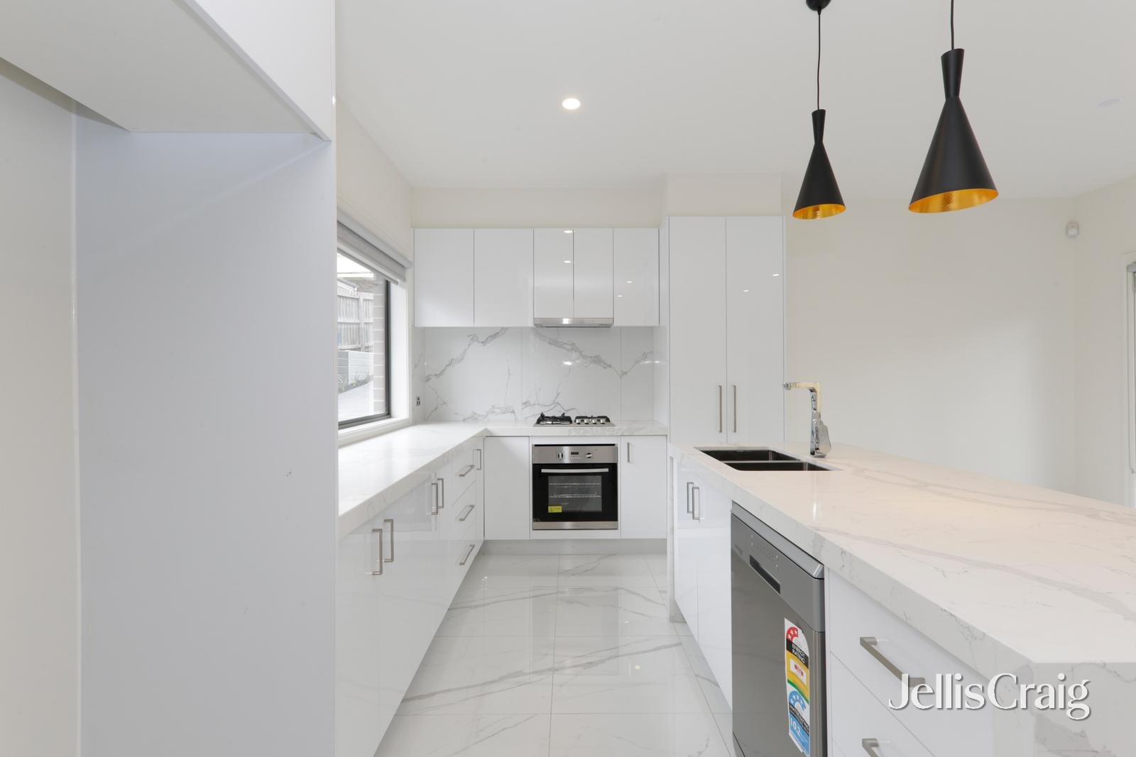 4/39 Wooddale Grove, Donvale image 3