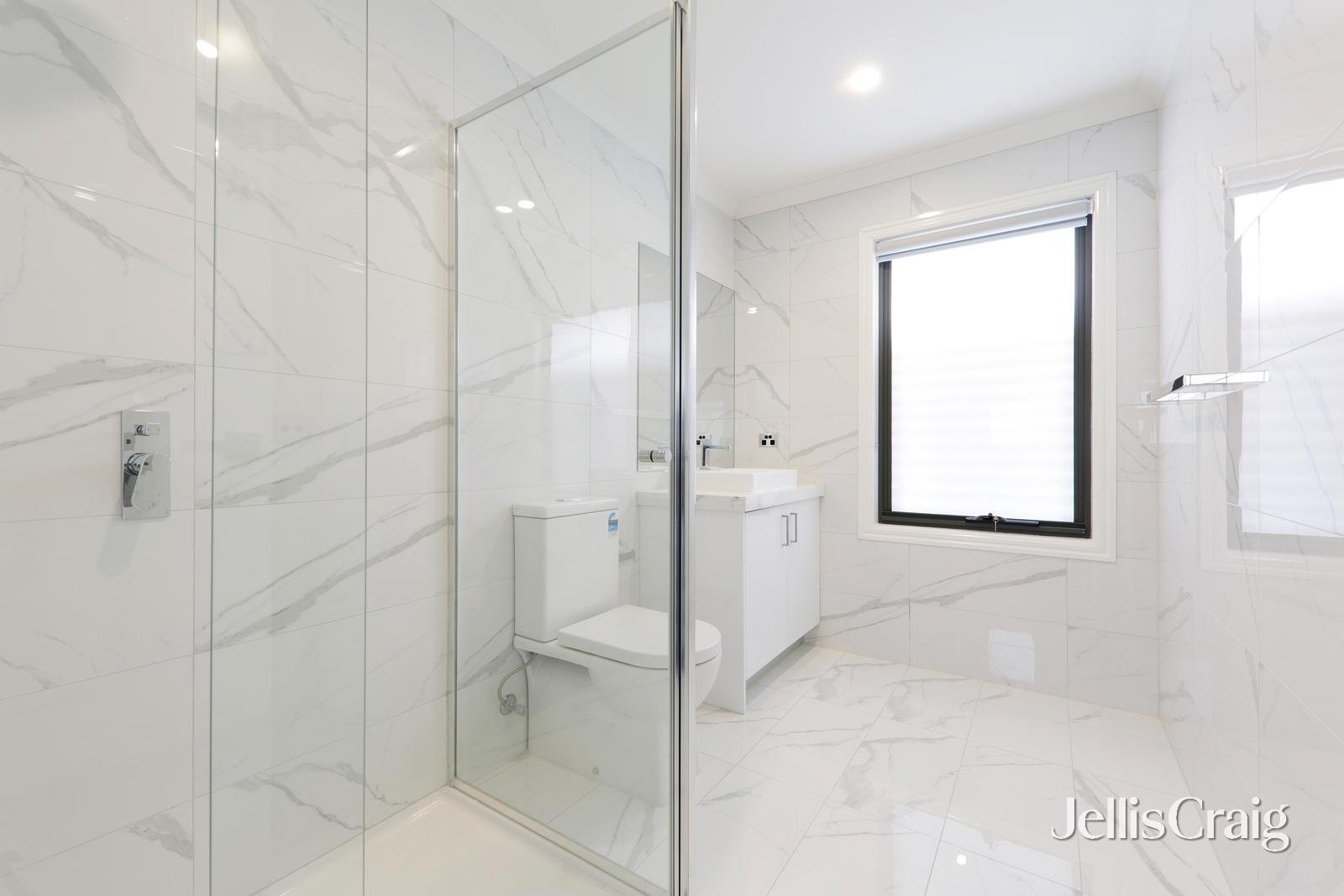 4/39 Wooddale Grove, Donvale image 5