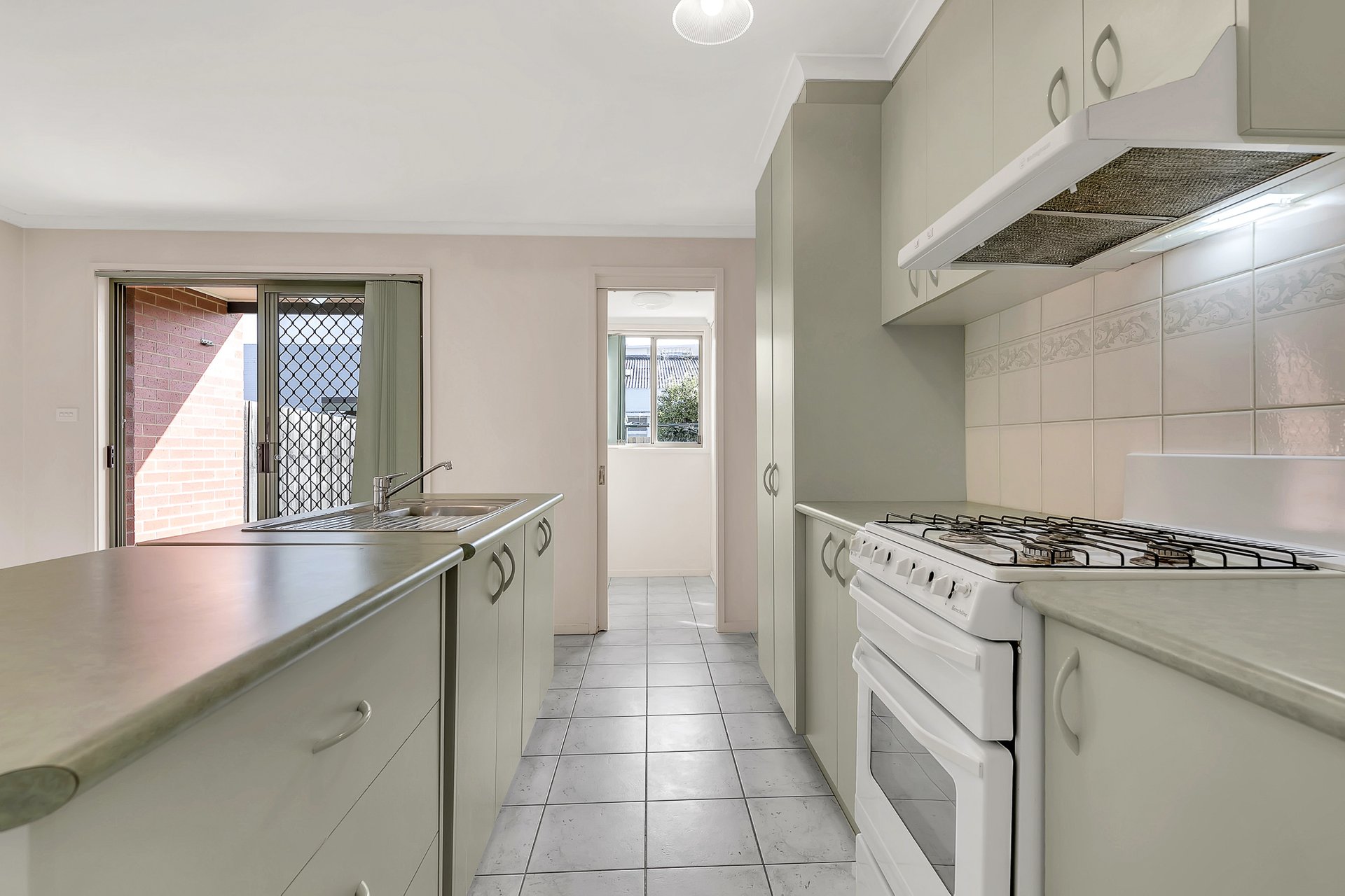 4/4-10 Benson Street, Geelong image 7