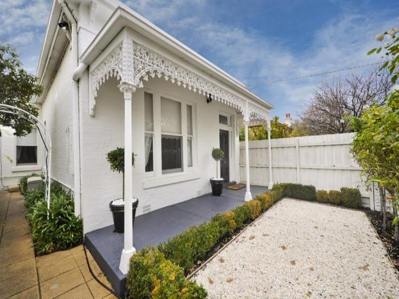 Property Gallery Thumbnail 3