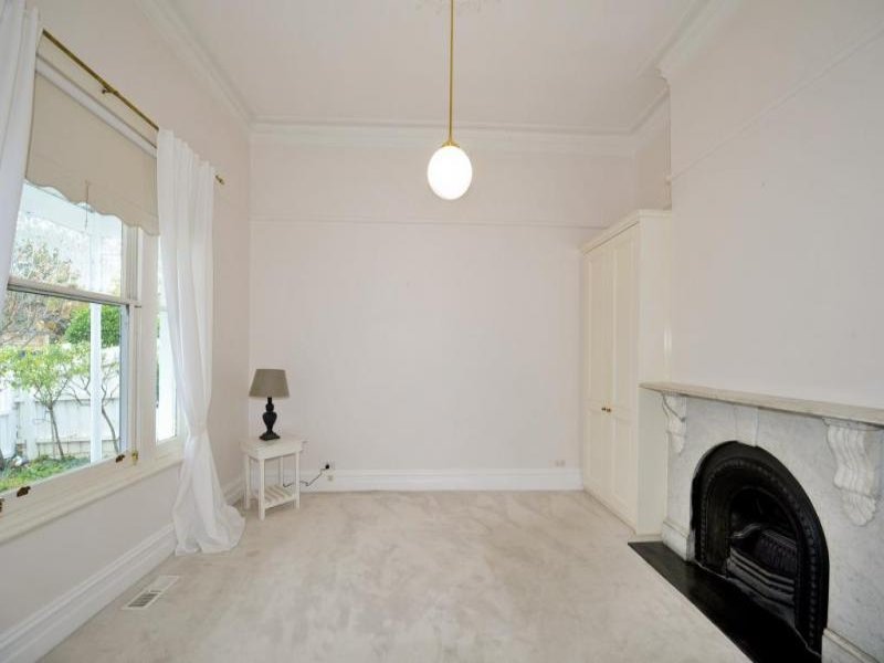 Property Gallery Thumbnail 6