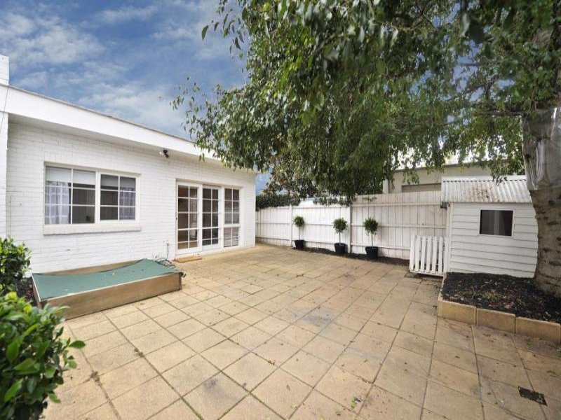 Property Gallery Thumbnail 15