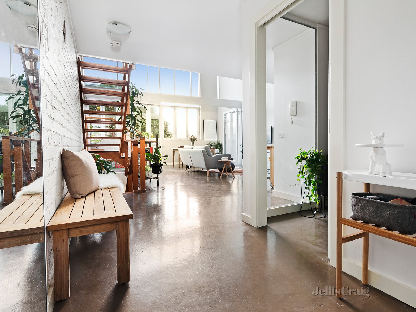 44 Anderson Street, West Melbourne image 4