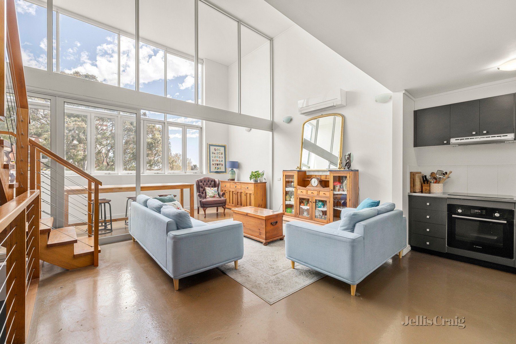 44 Anderson Street, West Melbourne image 3