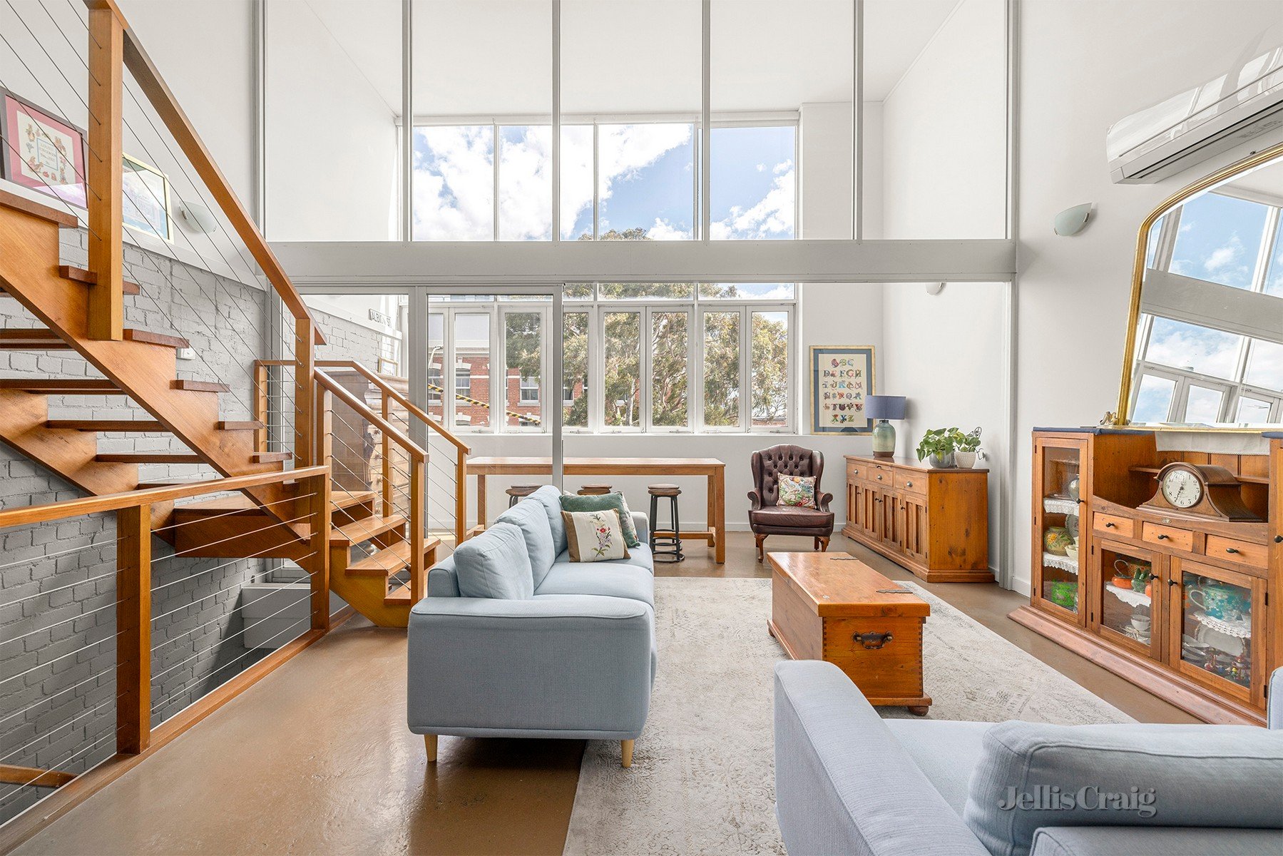 44 Anderson Street, West Melbourne image 2