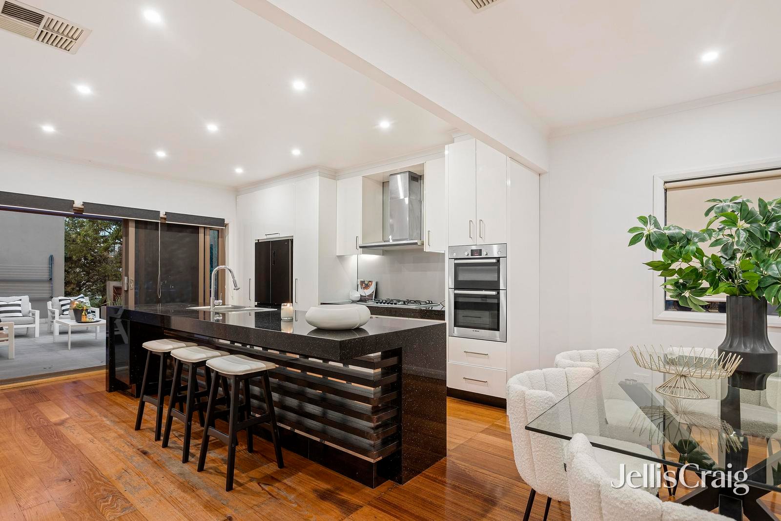 44 Aquila Street, Balwyn North image 4