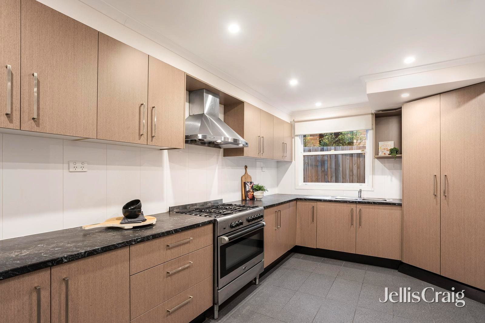 44 Aquila Street, Balwyn North image 14