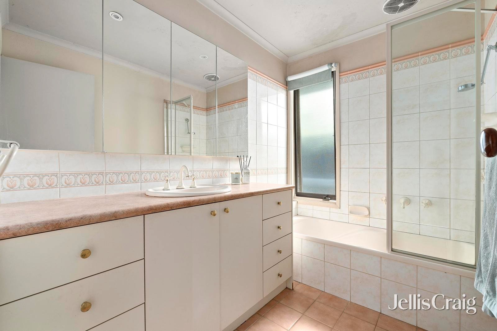 44 Balmoral Avenue, Strathmore image 7