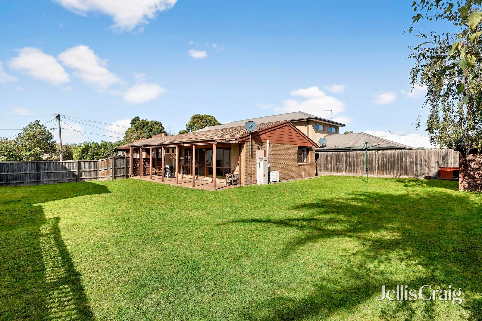 44 Balmoral Avenue, Strathmore image 8