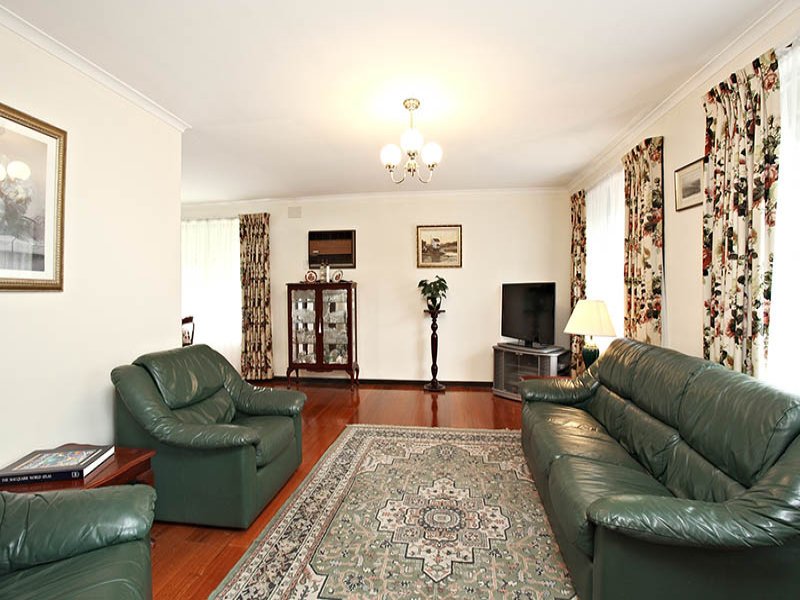 44 Berkley Road, Ringwood image 2