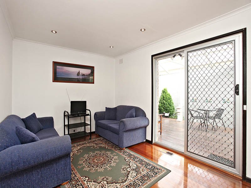 44 Berkley Road, Ringwood image 5