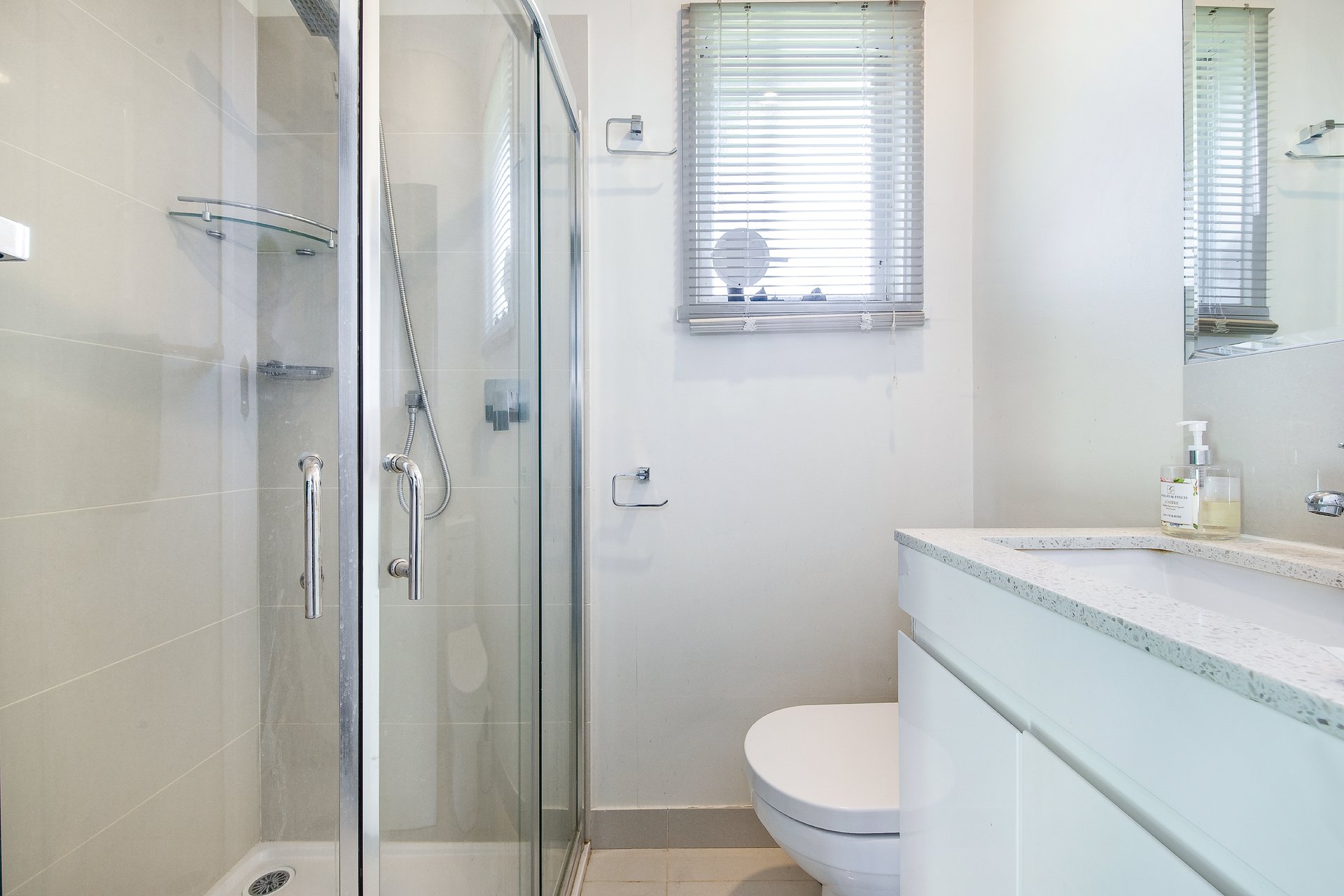 4/4 Bolan Street, Glen&nbsp;Waverley image 7