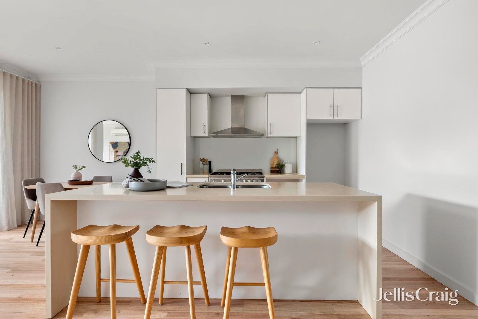 44 Brown Avenue, Ascot Vale image 4