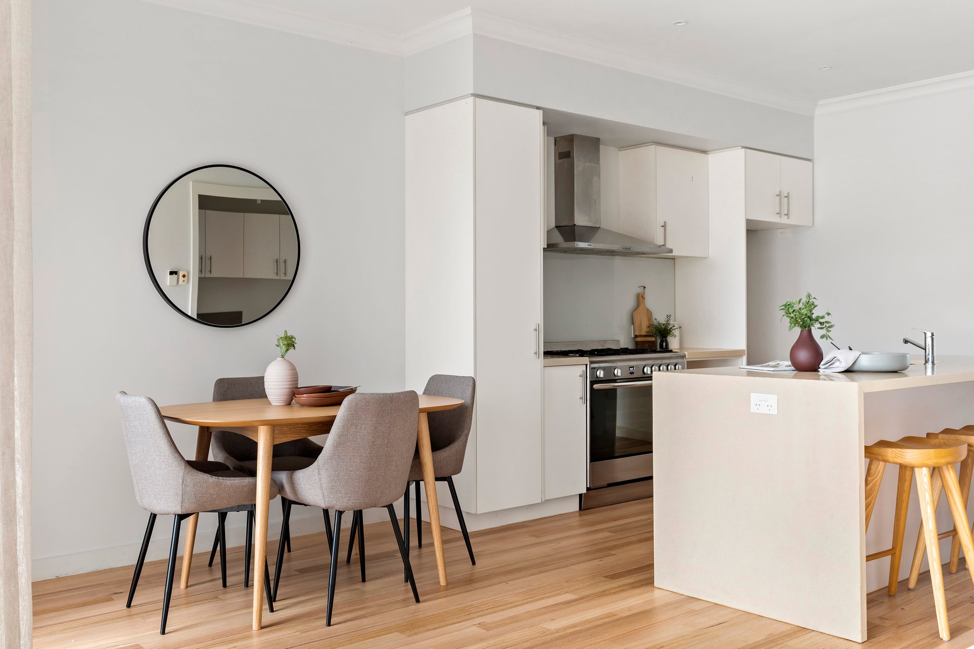 44 Brown Avenue, Ascot Vale image 3