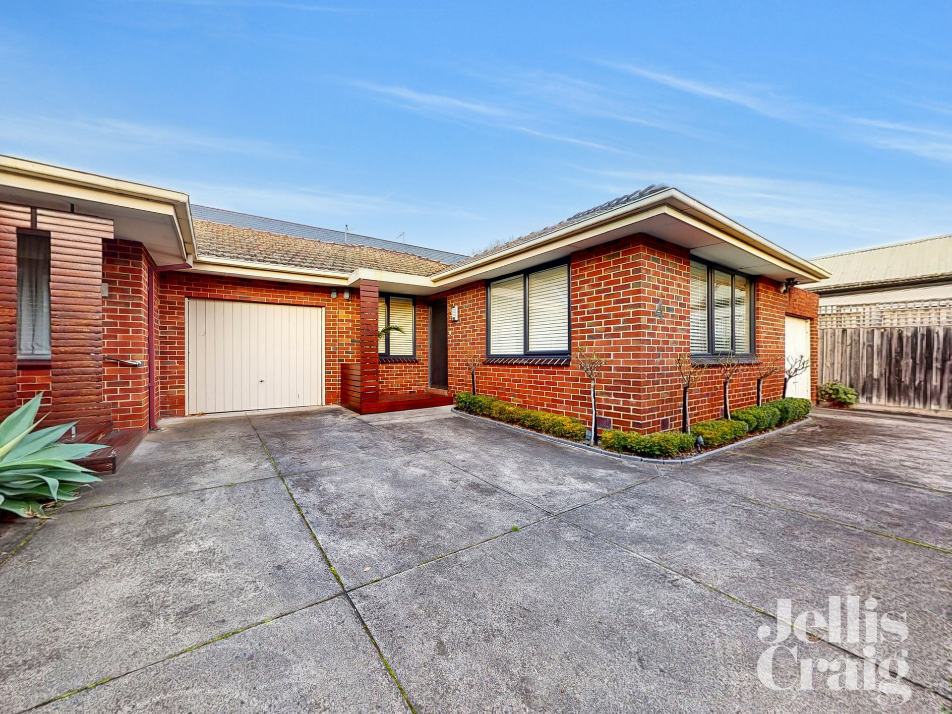 4/4 Campbell Road, Deepdene image 8