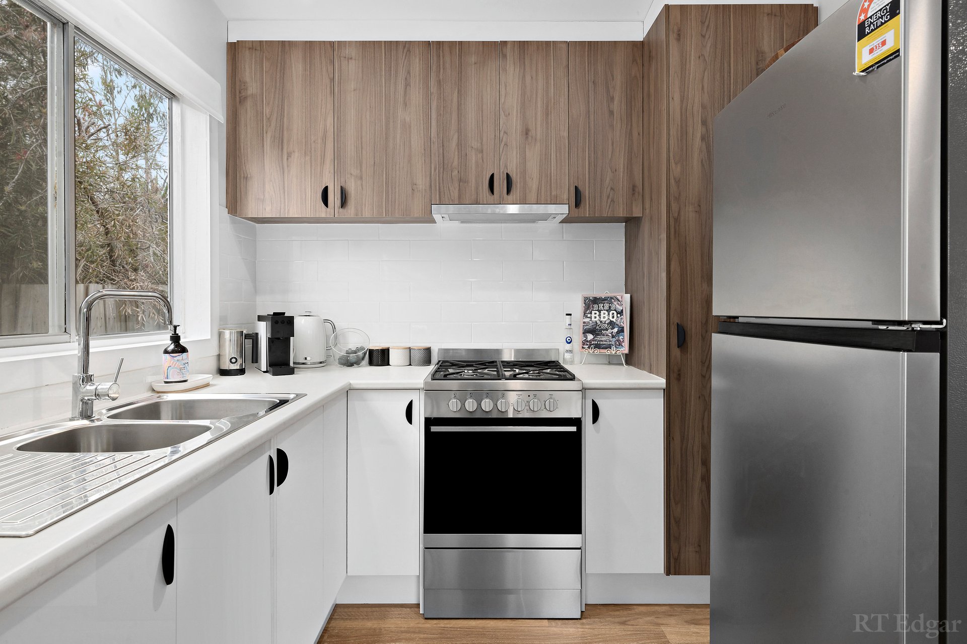 Property Gallery Thumbnail 3