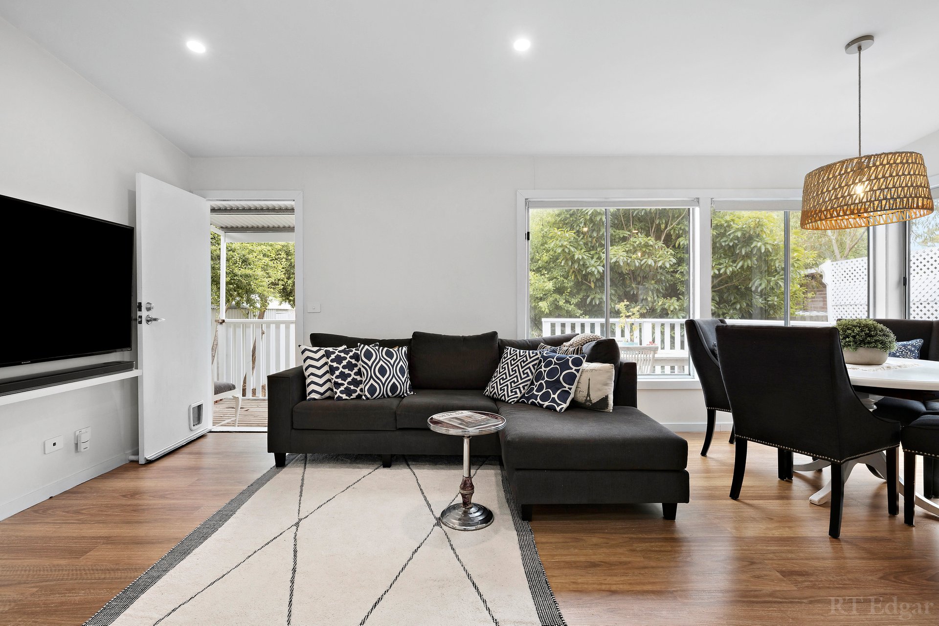 Property Gallery Thumbnail 4