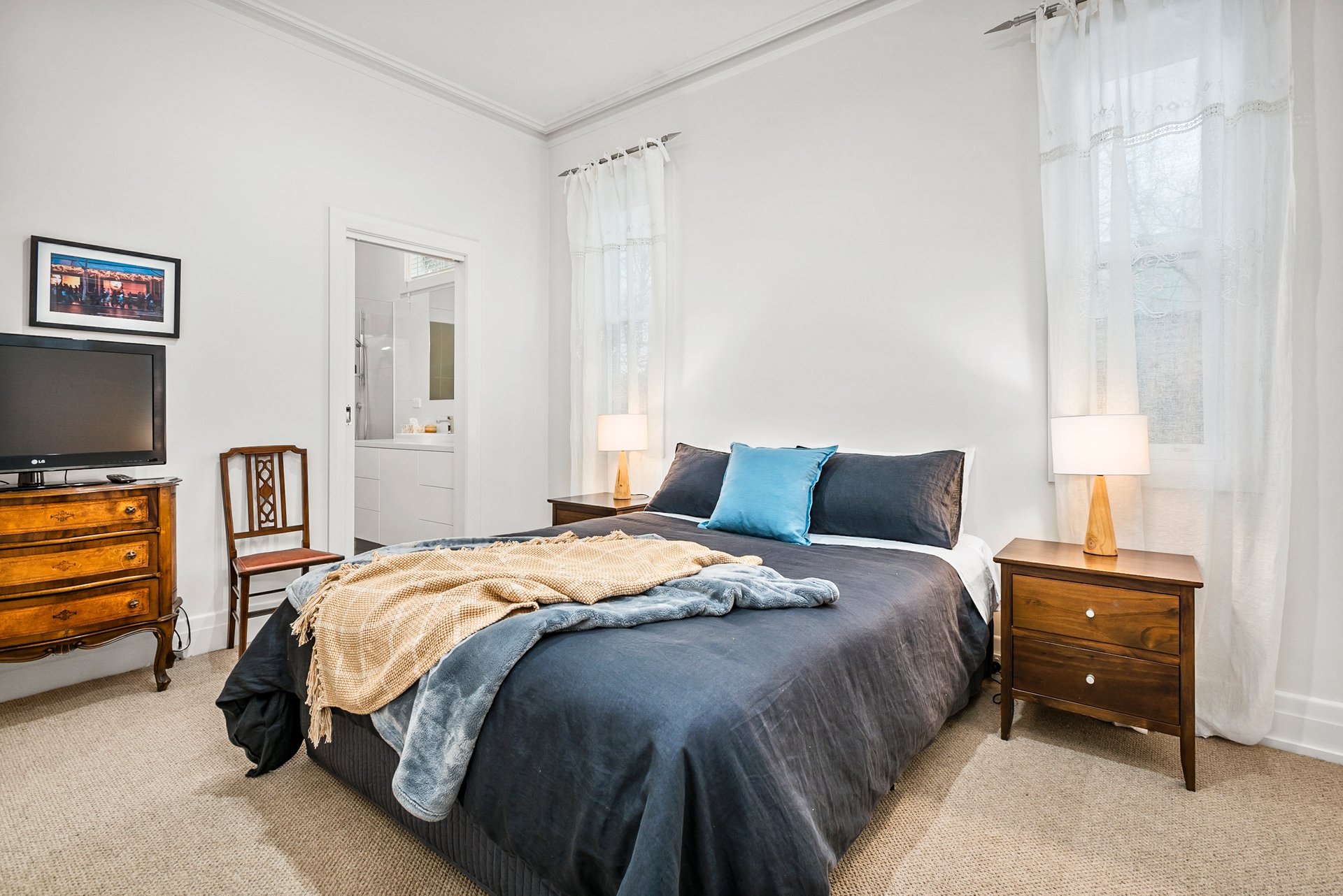 Property Gallery Thumbnail 8