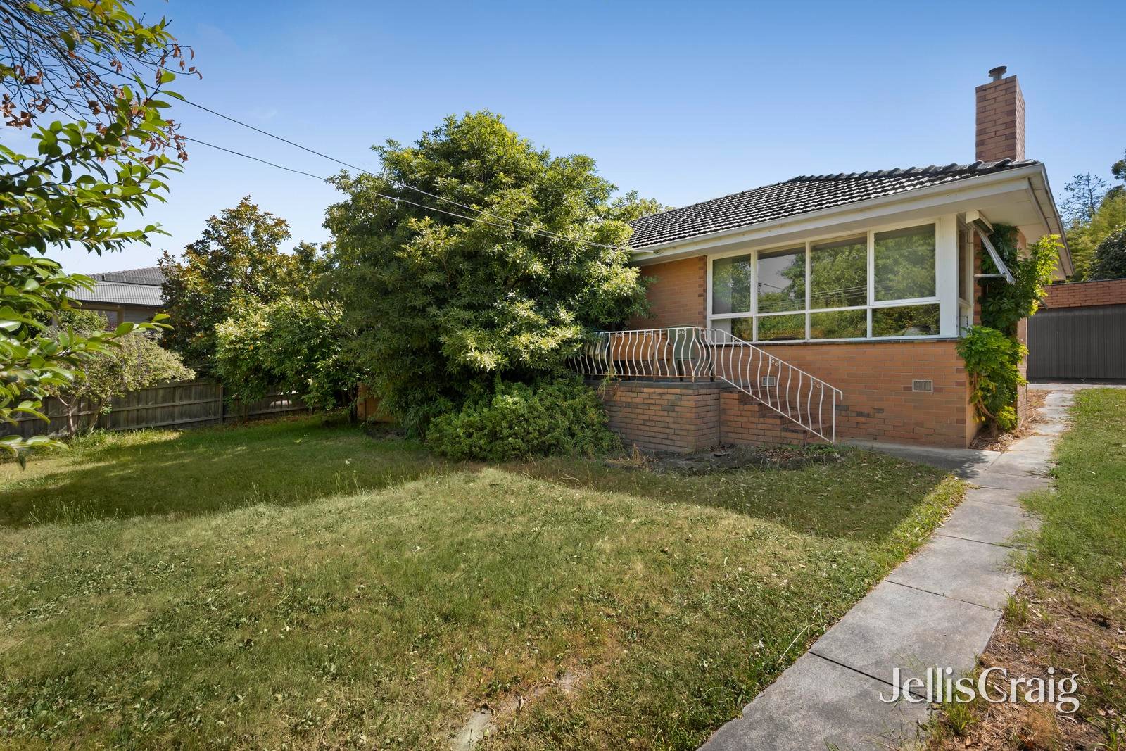 44 Creek Road, Mitcham image 2