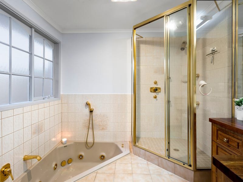 Property Gallery Thumbnail 8