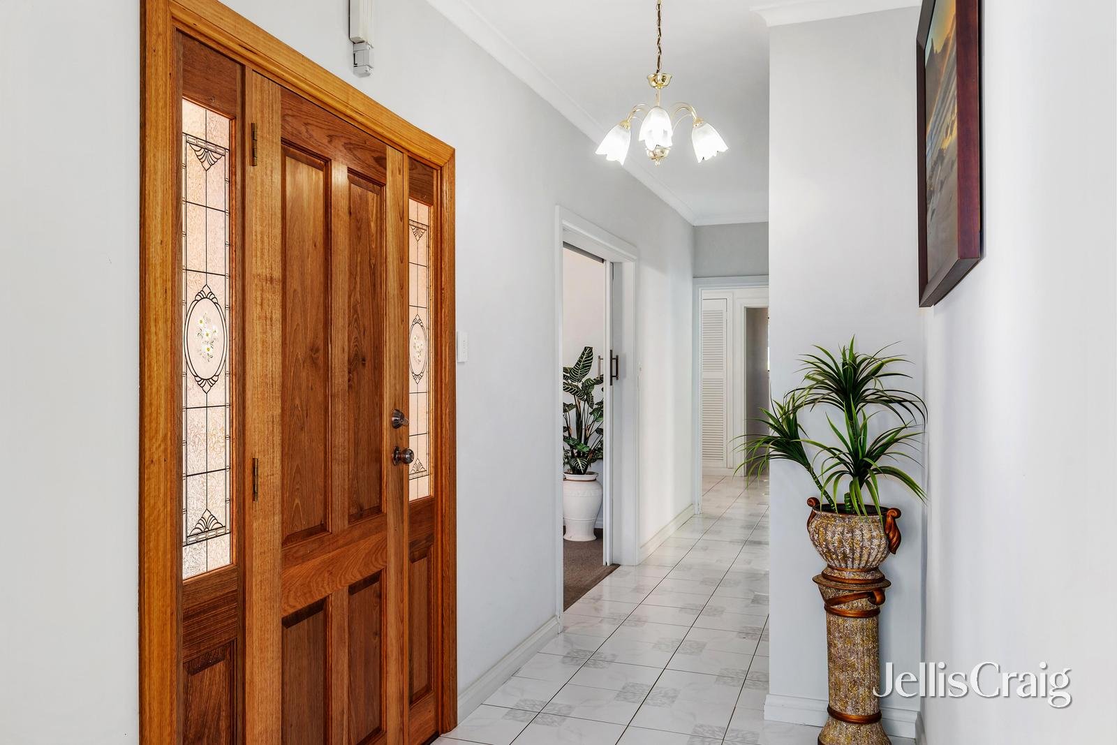44 Douglas Street, Rosanna image 4