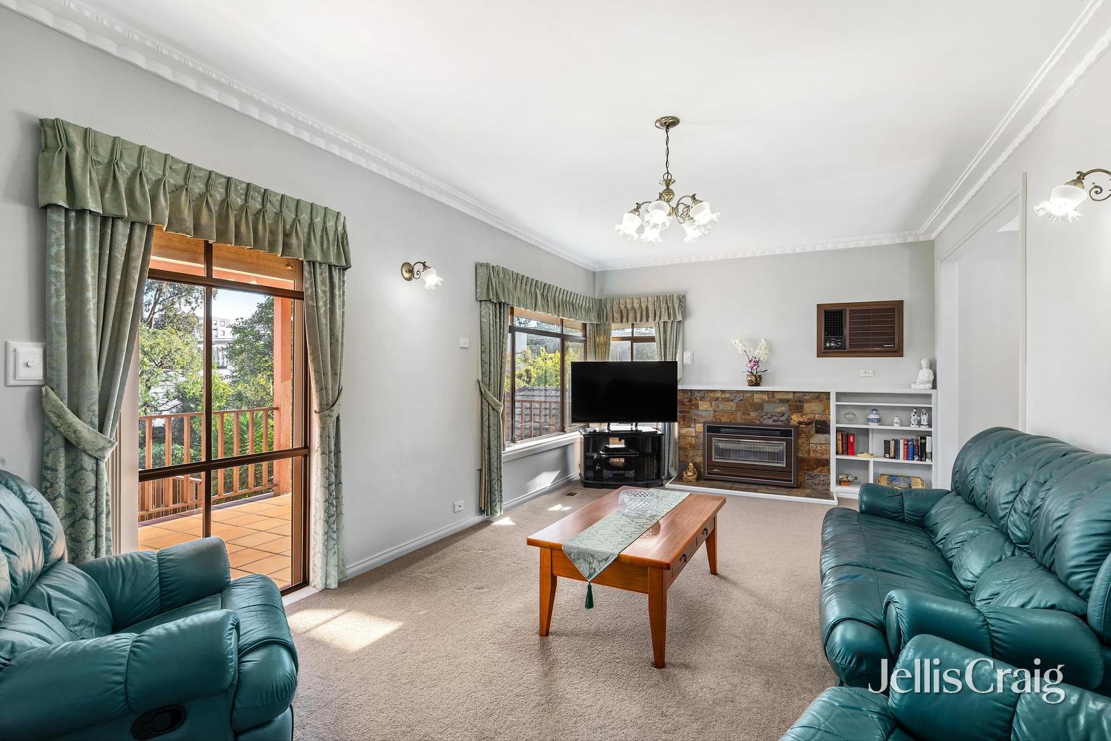 44 Douglas Street, Rosanna image 5