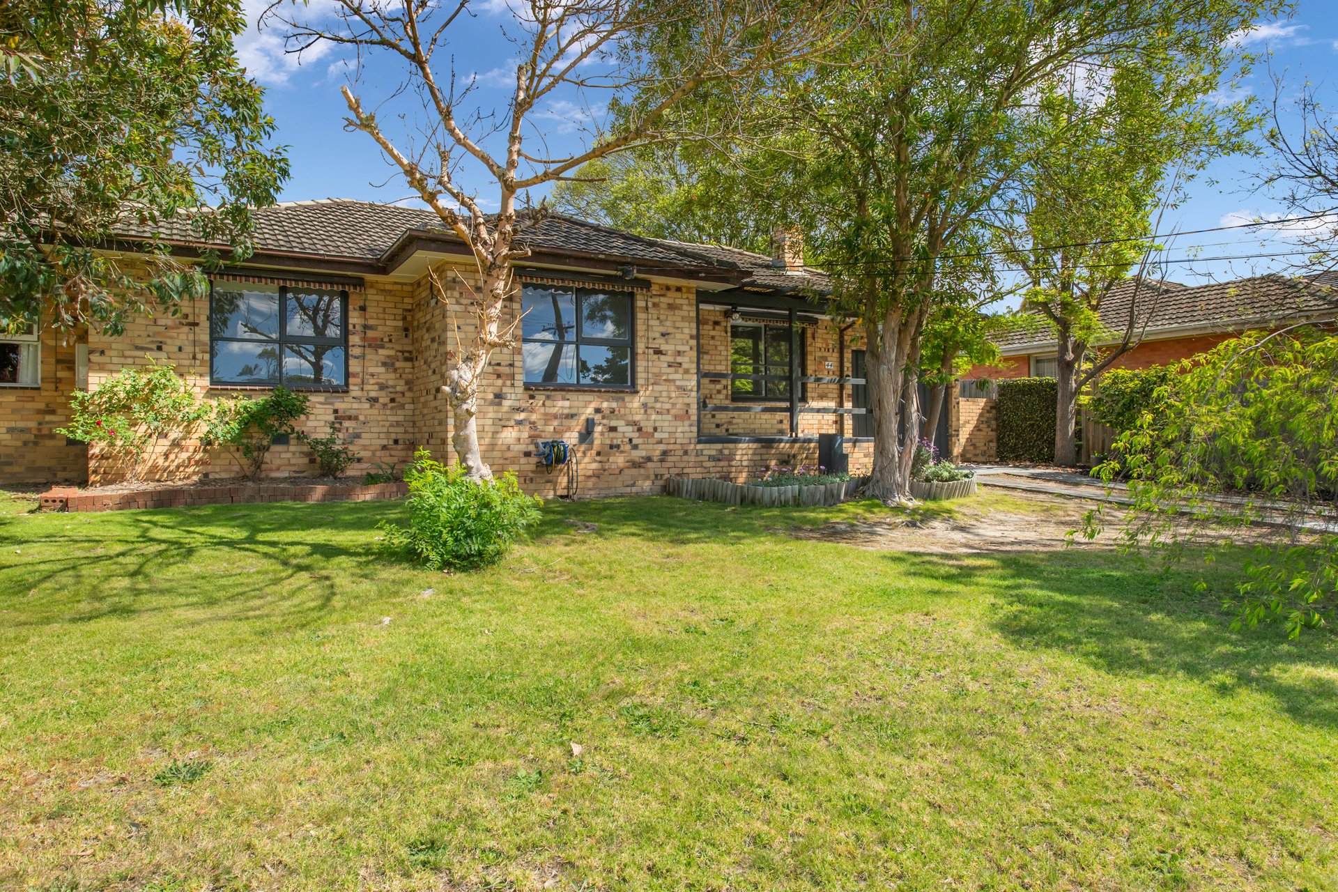 44 Dryden Concourse, Mooroolbark image 1
