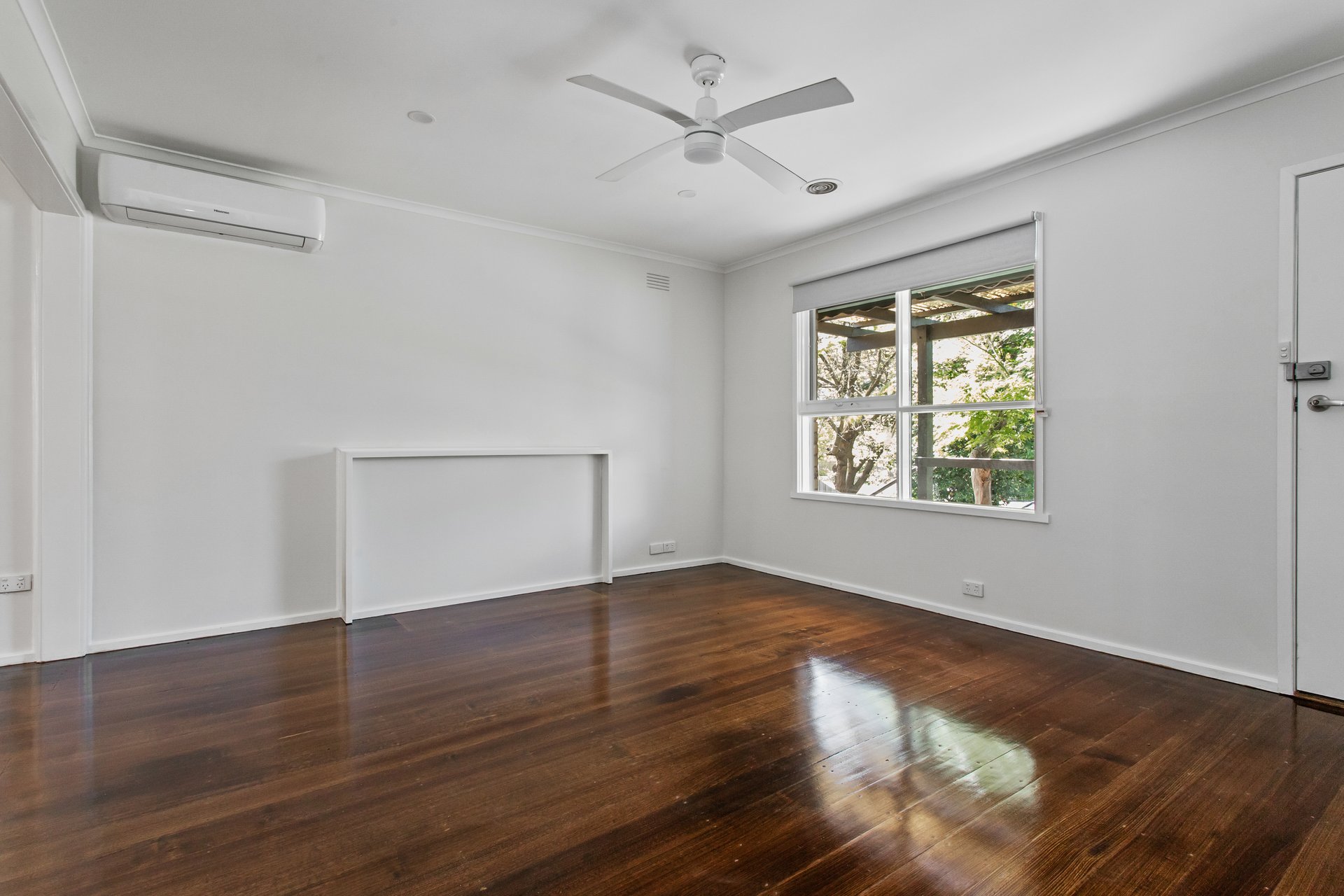 44 Dryden Concourse, Mooroolbark image 4
