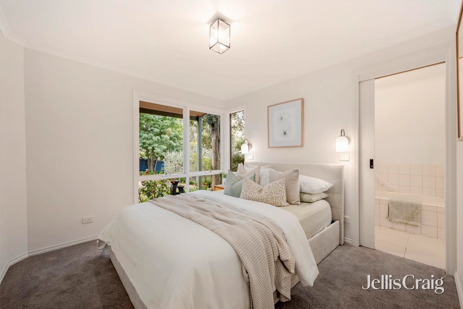 44 Eastfield Road, Croydon South image 10