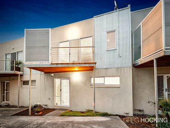 4/4 Florence Street, Williamstown image 2
