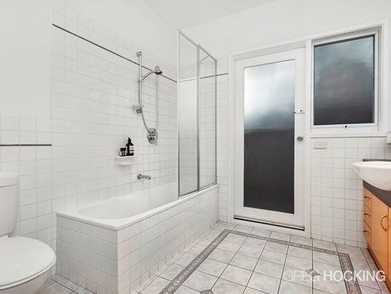 4/4 Florence Street, Williamstown image 5