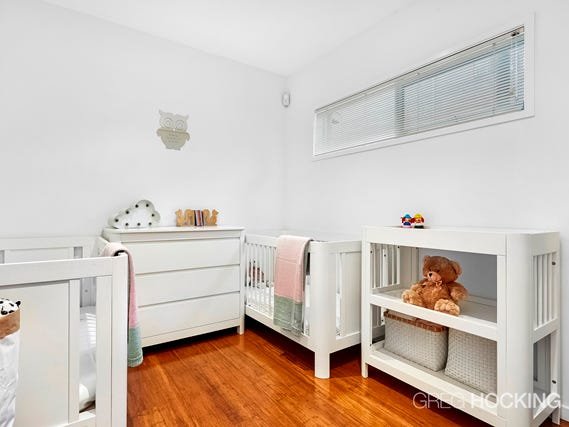 4/4 Florence Street, Williamstown image 6