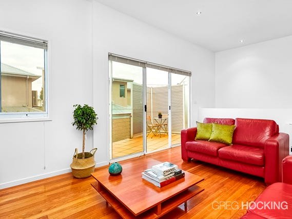 4/4 Florence Street, Williamstown image 7