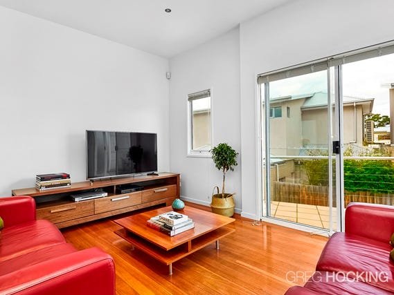 4/4 Florence Street, Williamstown image 9