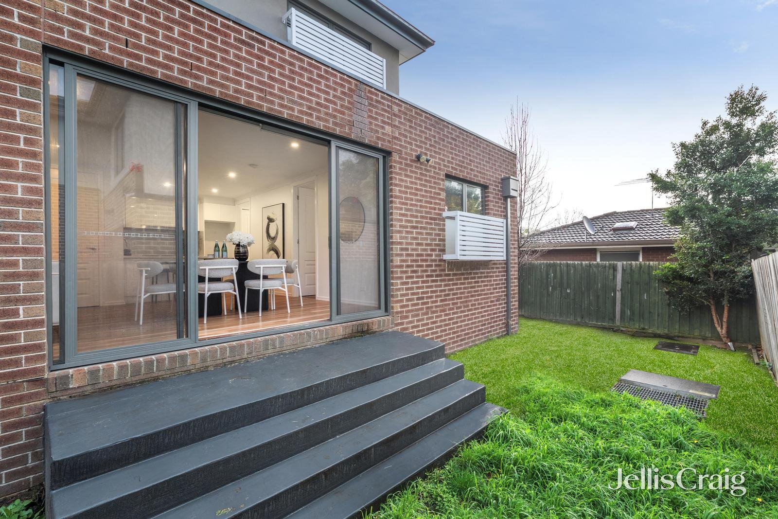 4/4 Fortune Street, Box Hill North image 9
